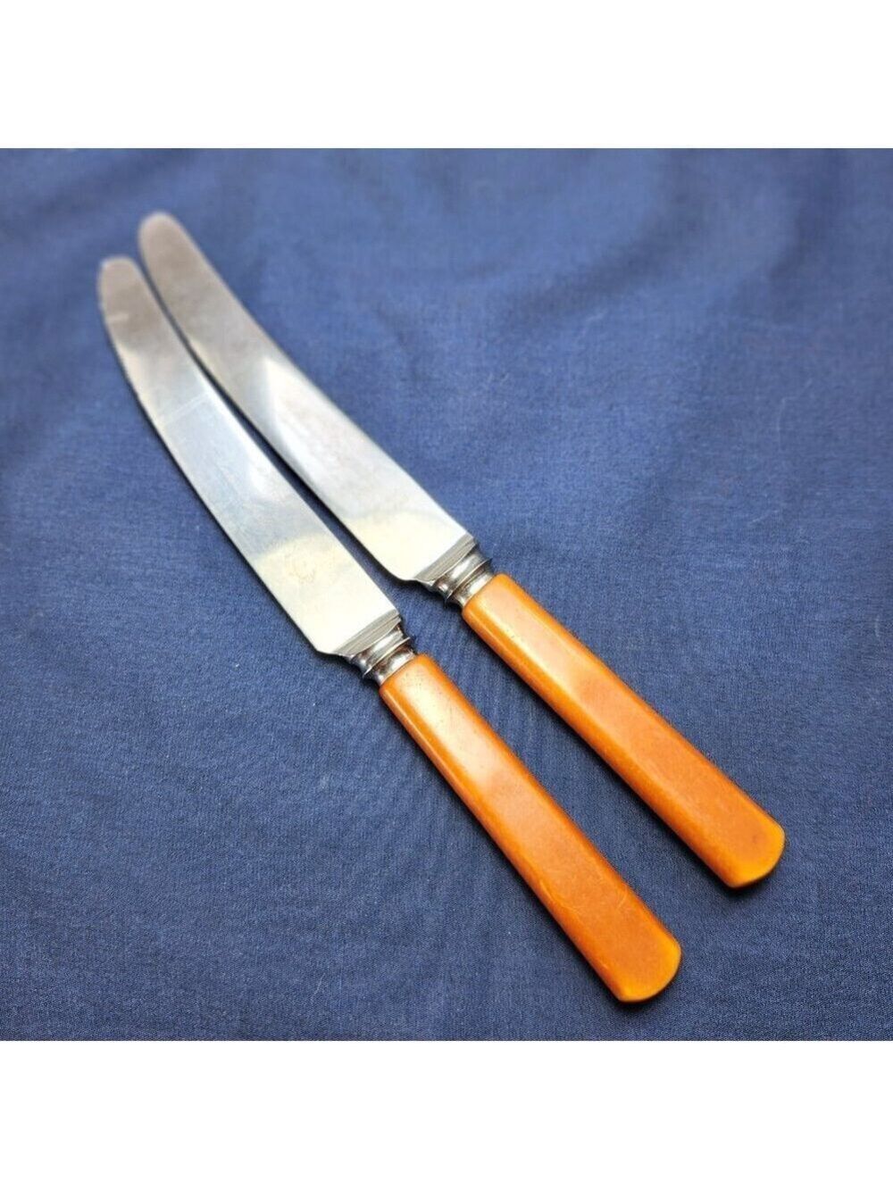 Sheffield Duracut Knives Bakelite Handle Stainless Steel Dinner Knife Lot of 2